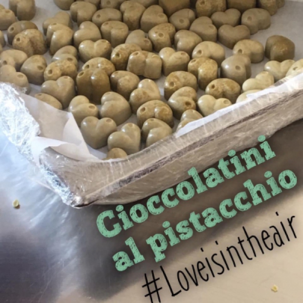 Cioccolatini al pistacchio - san Valentino.jpg